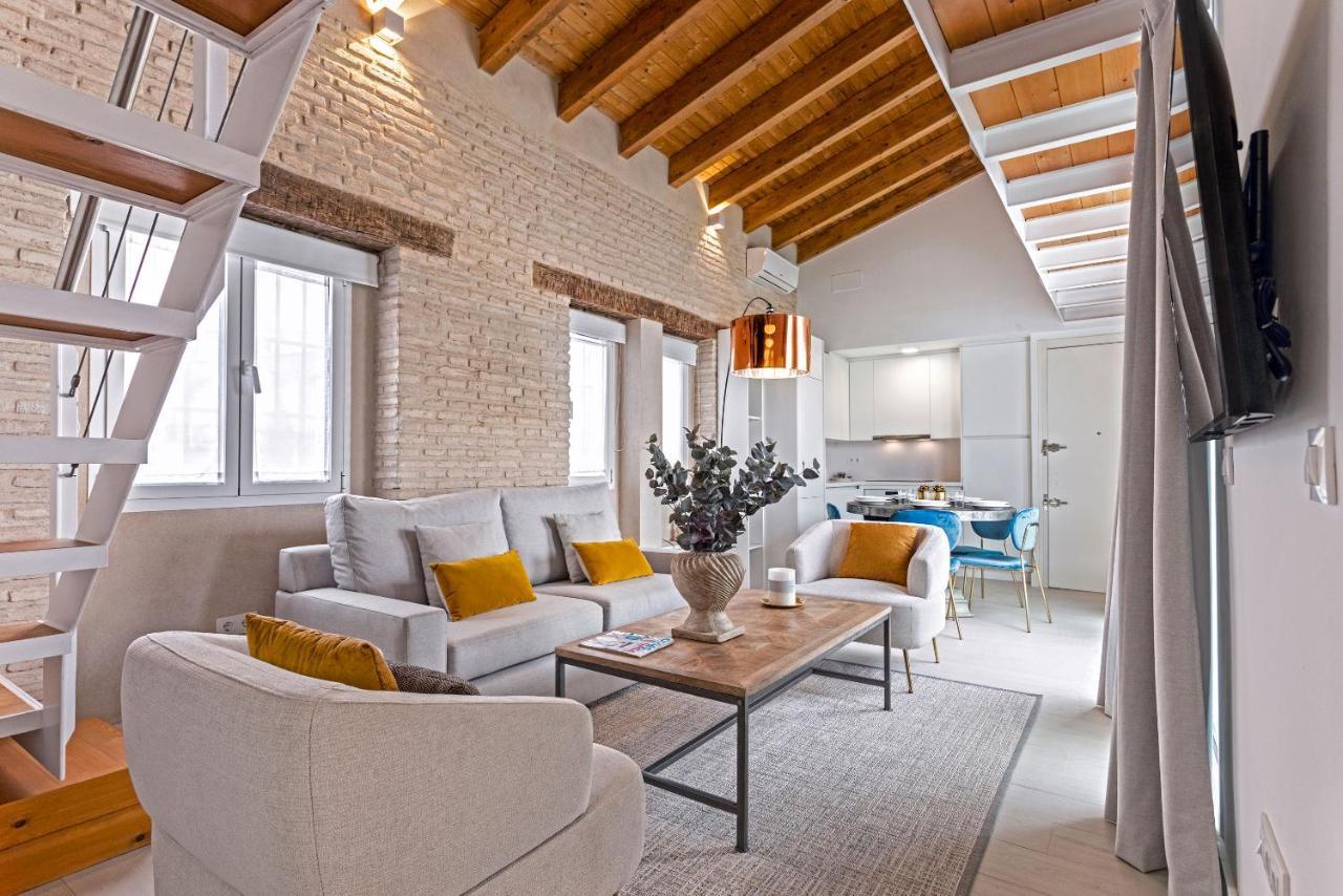 Genteel Home Feria Sevilla Exteriör bild