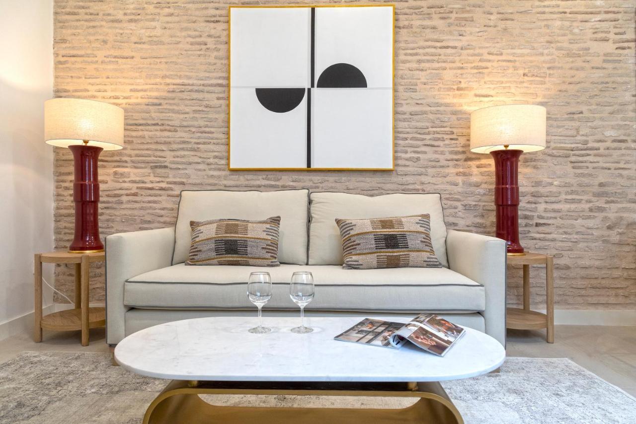 Genteel Home Feria Sevilla Exteriör bild